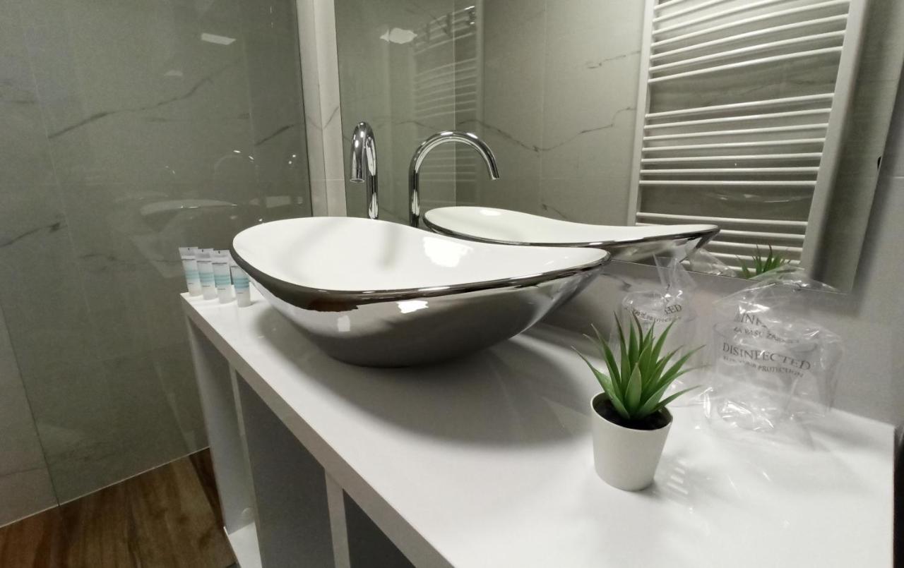 奥西耶克Apartman Simic公寓 外观 照片